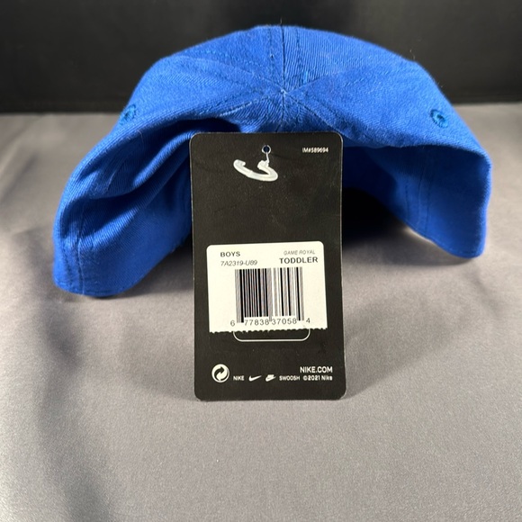 Nike toddler boys royal blue velcro back hat ￼ - Picture 3 of 4